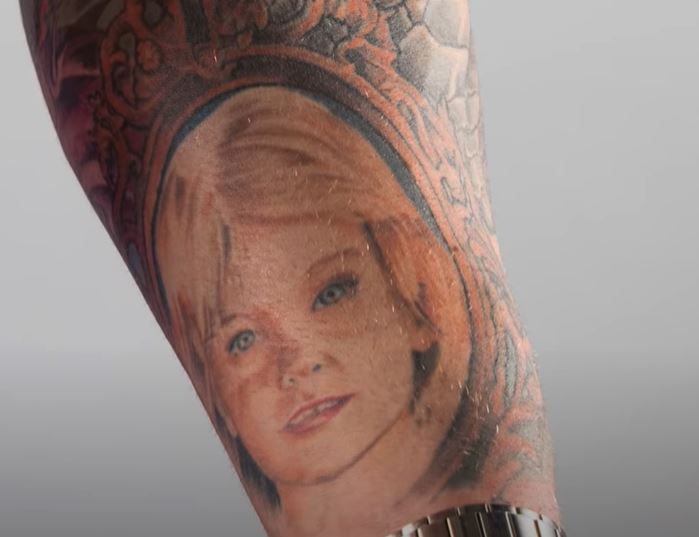 Hafpor dukters tatuiruotė