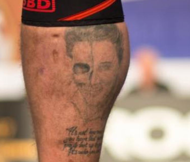 „Hafpor“ dešinės kojos tatuiruotė