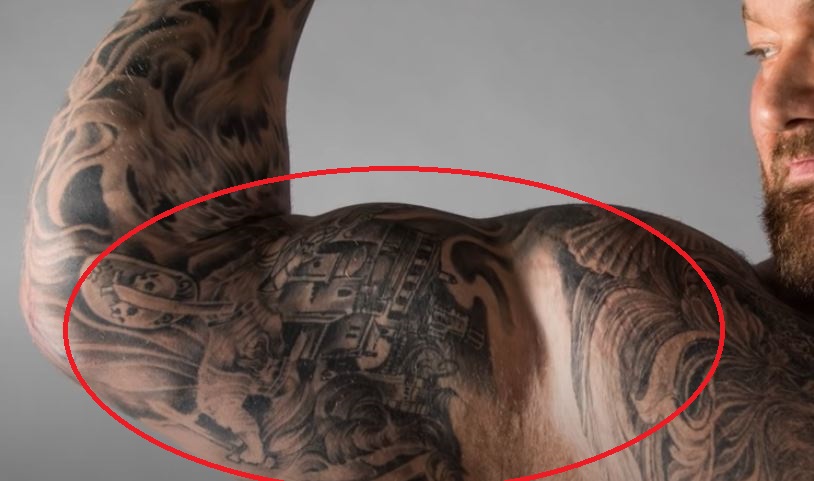 „Hafpor“ dešinės bicepso tatuiruotė