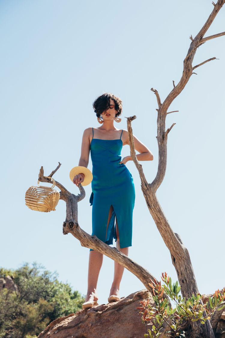 Genti din lemn valiza rochie albastru inchis lungime medie