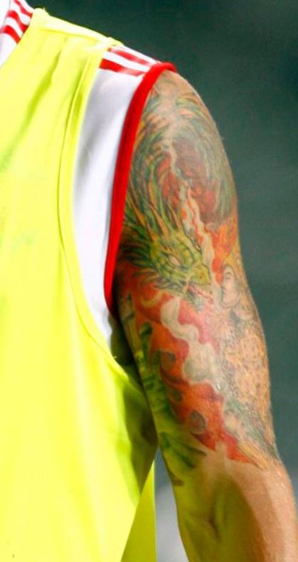 Retrato de Harry na parte interna do braço