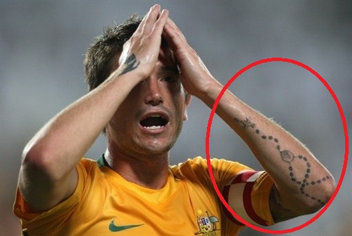 Tatuagem do rosário Harry-Kewel