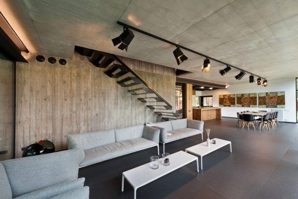casa din otel arata din lemn design modern living casa din otel in lemn arata living modern design