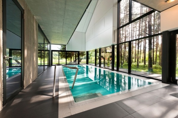 casa din otel arata lemn piscina cu design modern casă de oțel din lemn aspect piscină cu design modern