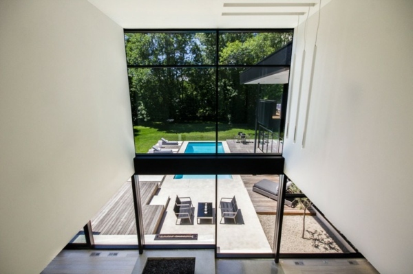 Proiectare coridor, fereastră înclinată fatada vitrata