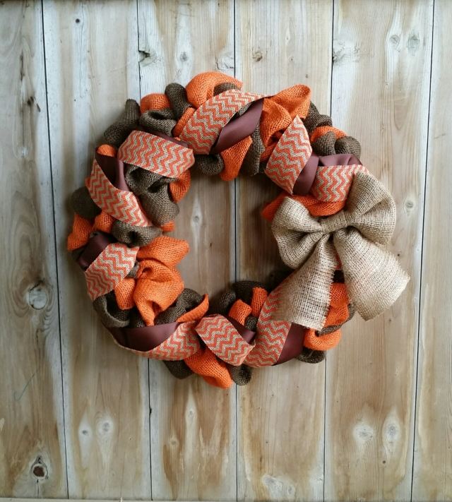 panglică de iută de coroană de ușă înfășurată în jurul culorilor toamnei portocaliu maro ușă-coroană-iută panglică-înfășurată-toamnă-culori-portocaliu-maro