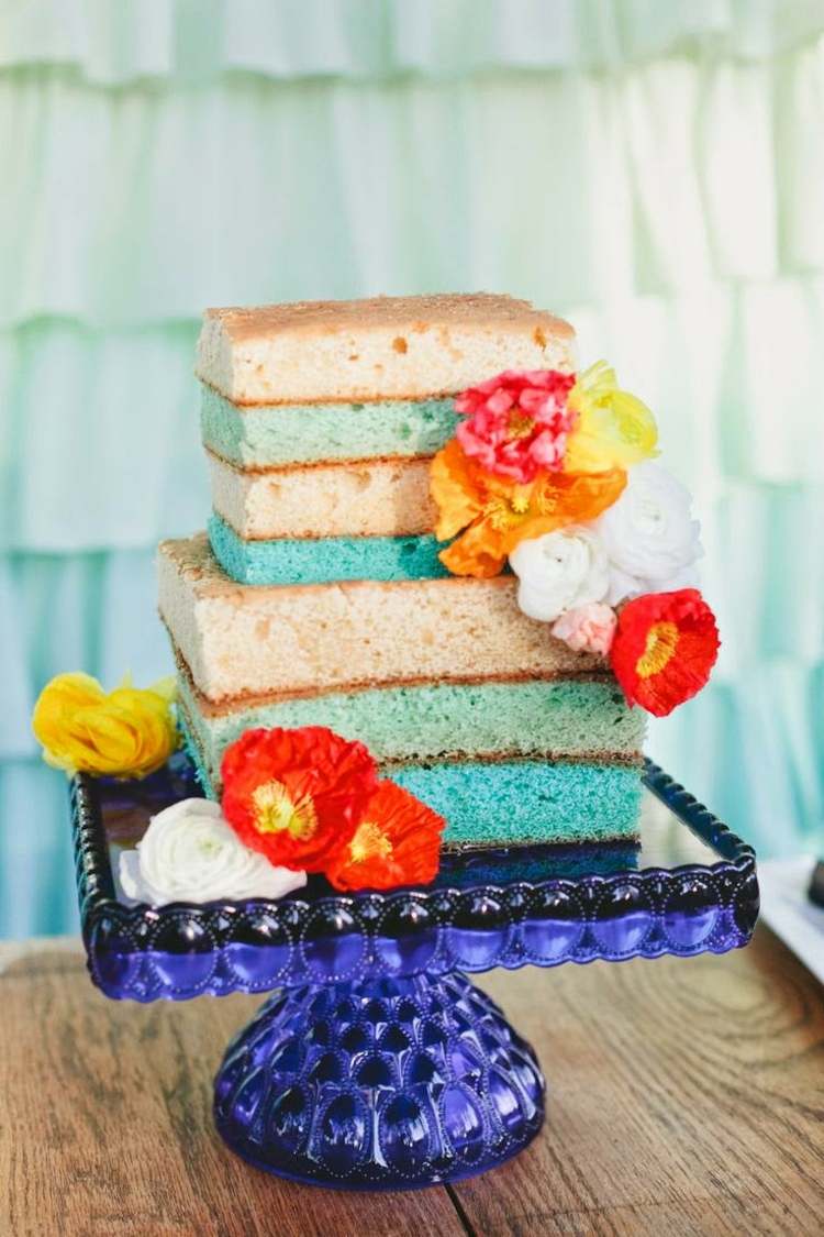 tort de nunta-fondant-ombre-albastru-exotic-arata-tropical