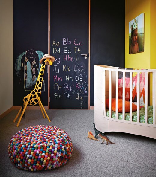 ideea decorului camerei bebelușului tablă colorată desen cu cretă decorare cameră bebeluș tablă colorată desen cu cretă