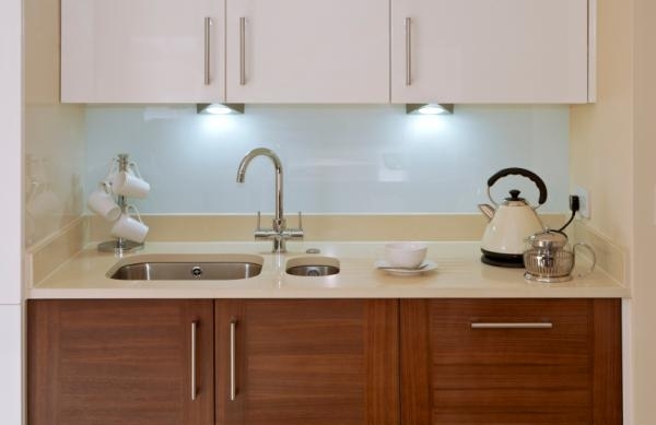 idei de lampi triunghiulare pentru lumini de bucatarie