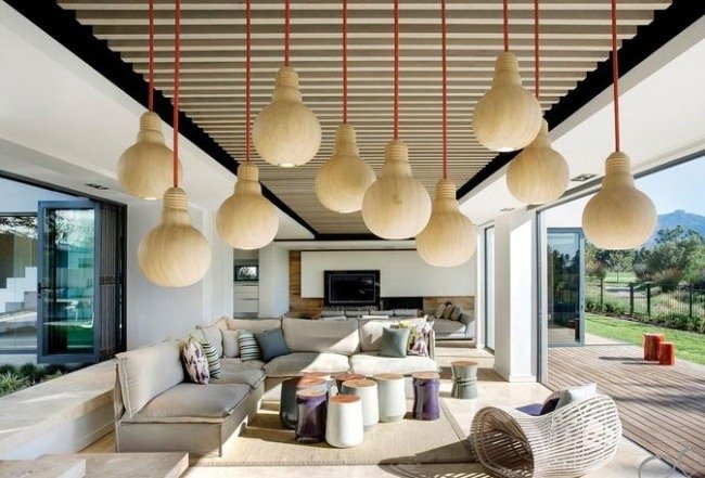 lumini pandantive design zona de zi design becuri din lemn Lămpi suspendate design zona becurilor din lemn