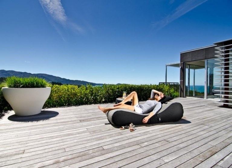 Lounge beanbag pe terasa de pe acoperiș - șezlong de Lujo Idei-design grădină-șezlong modern-șezlong-Lujo