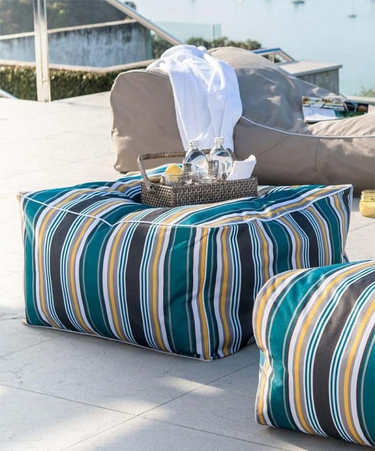 Montați o terasă în stil maritim - sac de fasole cu dungi albastre Idei-design terasă-fasole-dungi-maritim-ezibuy