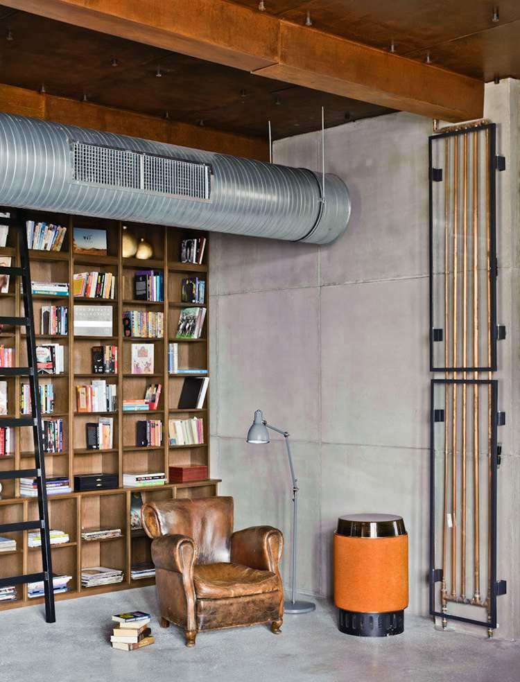 dale de beton perete podea bibliotecă țeavă rustic grinzi din lemn decorare stil industrial