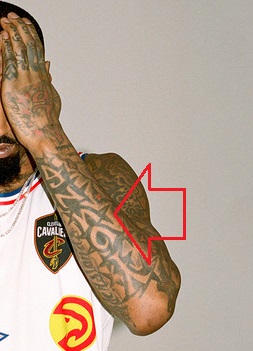 Tatouage Youni bras gauche J.R.-Smith