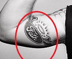 ジェイムズ-ヘットフィールド-信仰のタトゥー