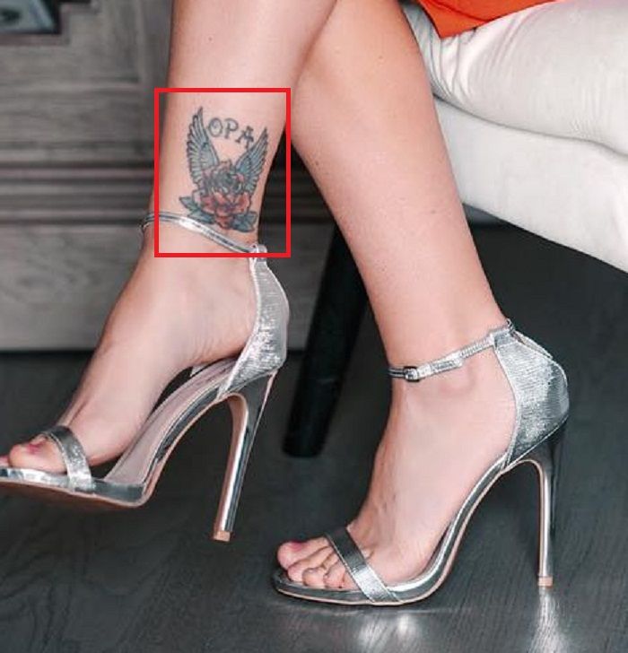 Jennifer Lynn Farley-Rose su angelo sparnais-OPA-Tattoo