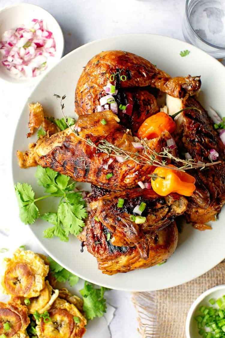 Gătiți și coaceți puiul cu marinate DIY