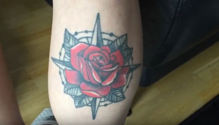 tatouage rose-jessica-quintino rouge
