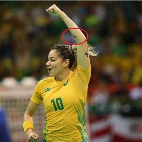 tatouages croix celtique jessica quintino