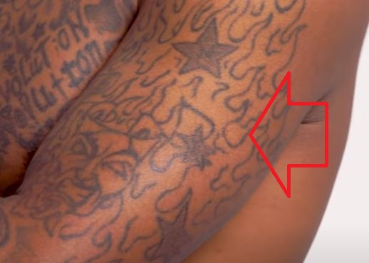 JID fiamme tatuaggio