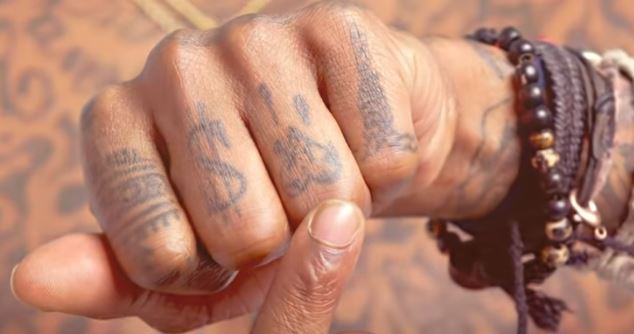 JID cuore e unghie sanguinanti