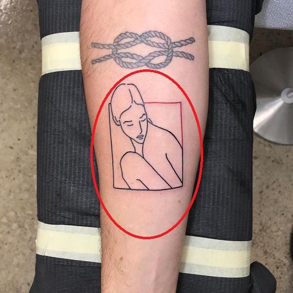 ジョージョナスの女の子のタトゥー