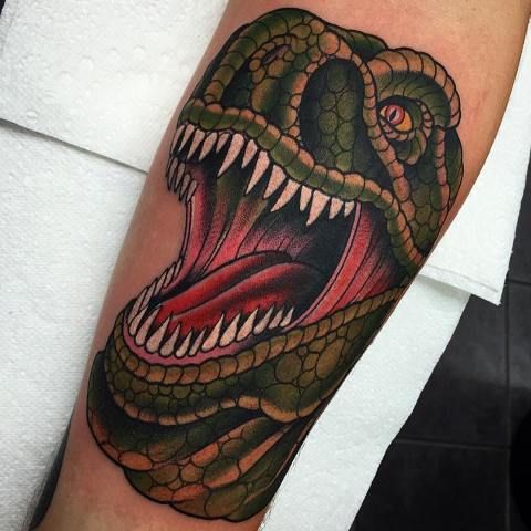 恐竜-ジョエルスウィフトタトゥー