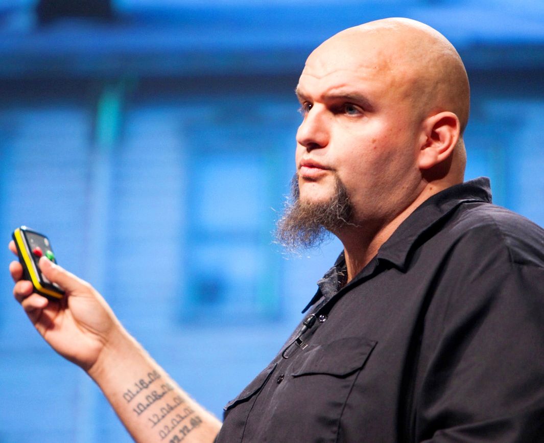 John Fetterman Date tatuaggio