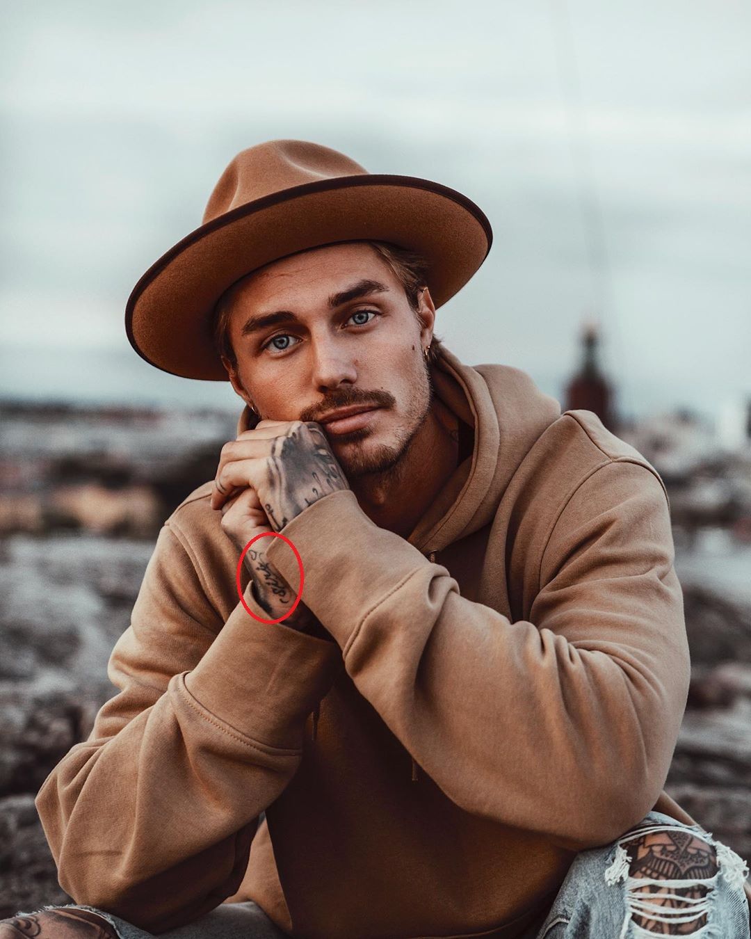 tetovaža johnny edlind-siri