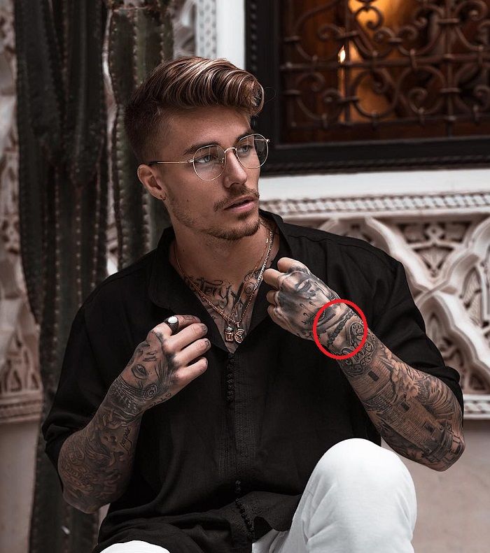 tetovaža Johnny Edlind-rožni venec