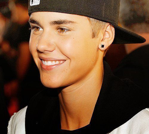 pradurta ausis beiber
