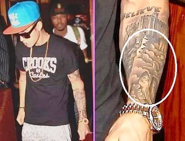 Tatouage du château de Justin Bieber