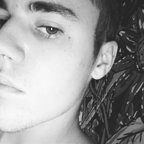 Tatouage de Justin Bieber sur le visage