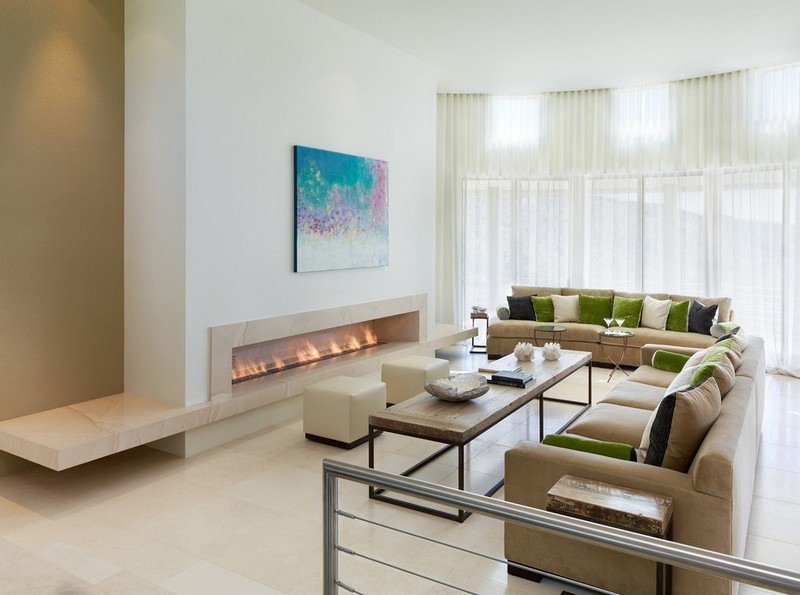 Șemineu-mobilă-cameră-dale-gresie-living-peisaj-iarbă-verde