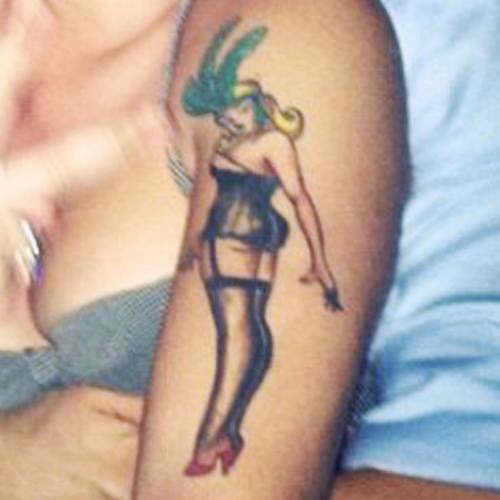 Katie Waissel - tatouage de pin-up