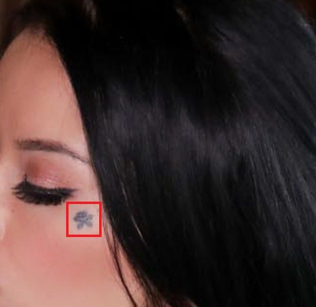 Katrina Jade-Face-Tattoo