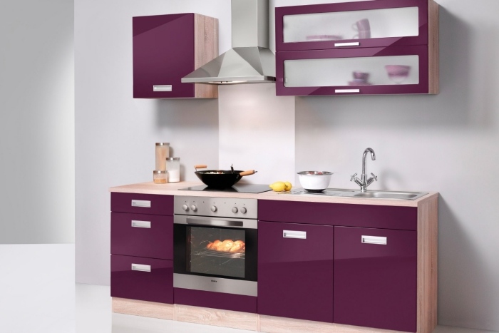 Unitate de bucătărie modernă Kauf-Fulda cu aparate electrice și fronturi de dulap în mov chicinetă-modernă-cumpărați-Fulda-aparate electrice-fronturi dulap-violet