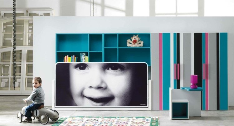 Amenajarea elegantă a camerelor copiilor - idei pentru băieți Camera copiilor montează fotografii dungi de perete mobilier modern