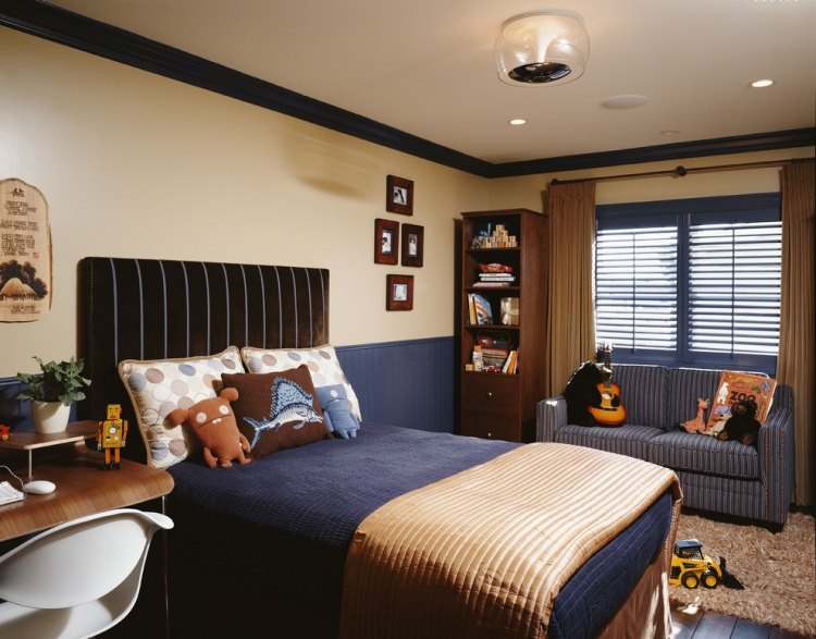 canapele-mici-camera-tineret-baiat-albastru-bej