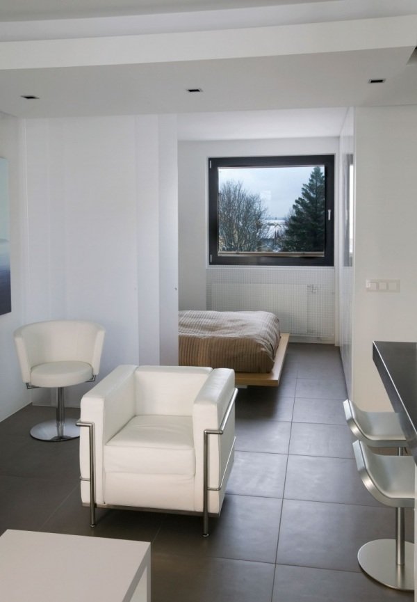 uși glisante de dormitor alb negru ușile glisante ale dormitorului complet în alb și negru