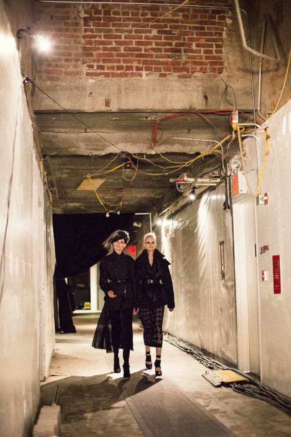 Pregătirea marelui spectacol Donna Karan două-modele-cablu-unelte-negre-îmbrăcăminte