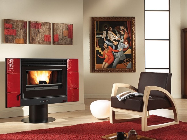 Soba pe lemne, combustibil, pelete, design camera de zi roșu-negru Aragaz pelete incalzire combustibil design casa rosu-negru