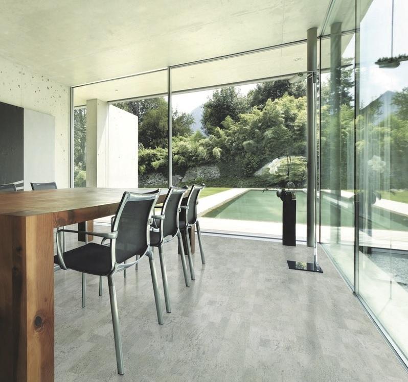 Podea din plută de culoare frasin pentru sufragerie Așezarea-plută-plută-gri-Pattina-living-idei-de-living