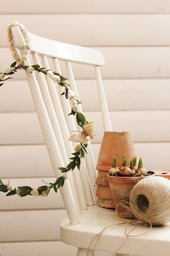 Faceți-vă propriul perete de ușă pentru decorarea coroanei de primăvară coroană de primăvară-decorați peretele ușii