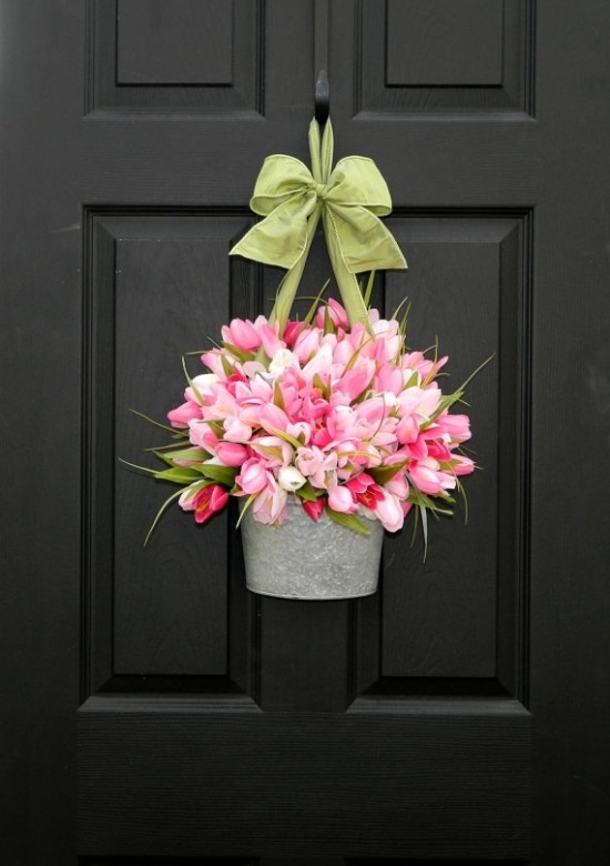 decor agățat ușa din față vază de flori găleată buchet lalea decor agățat ușa din față vază de flori buchet lalea arc