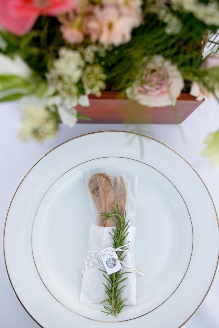 Plasați carduri idei ecologice veselă din lemn