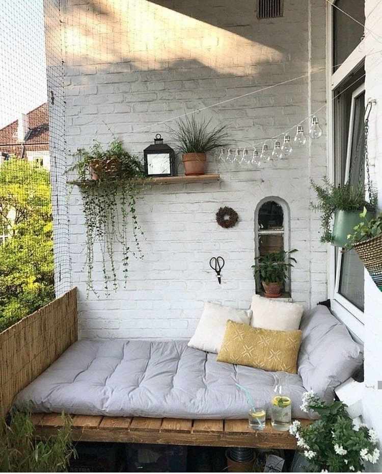 Instrucțiuni de bricolaj pentru zonă de întindere DIY pentru spații exterioare Tendințe de mobilier din lemn