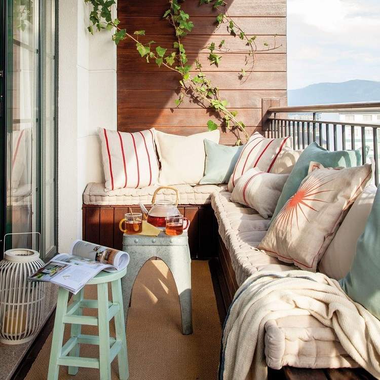 Mobilier de salon, balcon mic, construiți-vă singuri o canapea pentru paleți Instrucțiuni DIY