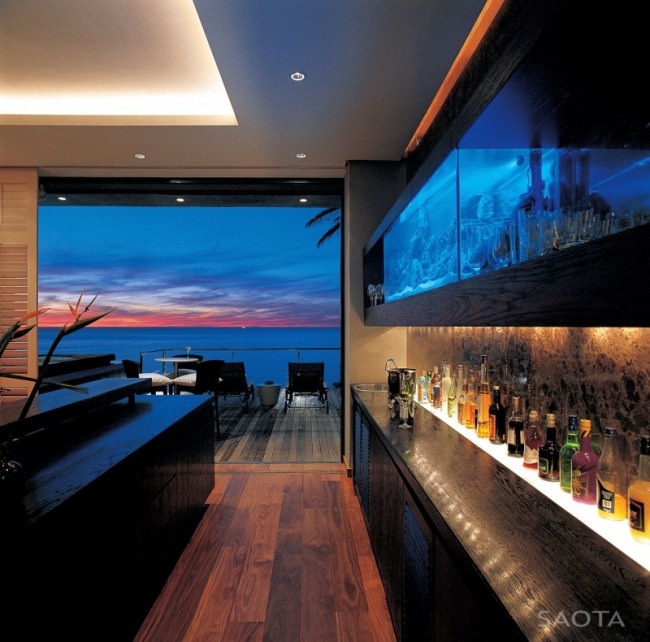 St Leon 10 cape town modern house onyx iluminat bar