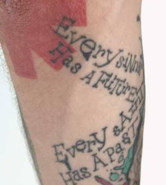 Citation MGK sur le bras